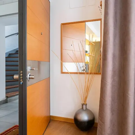 Ponte Rosso شقة ترييستي